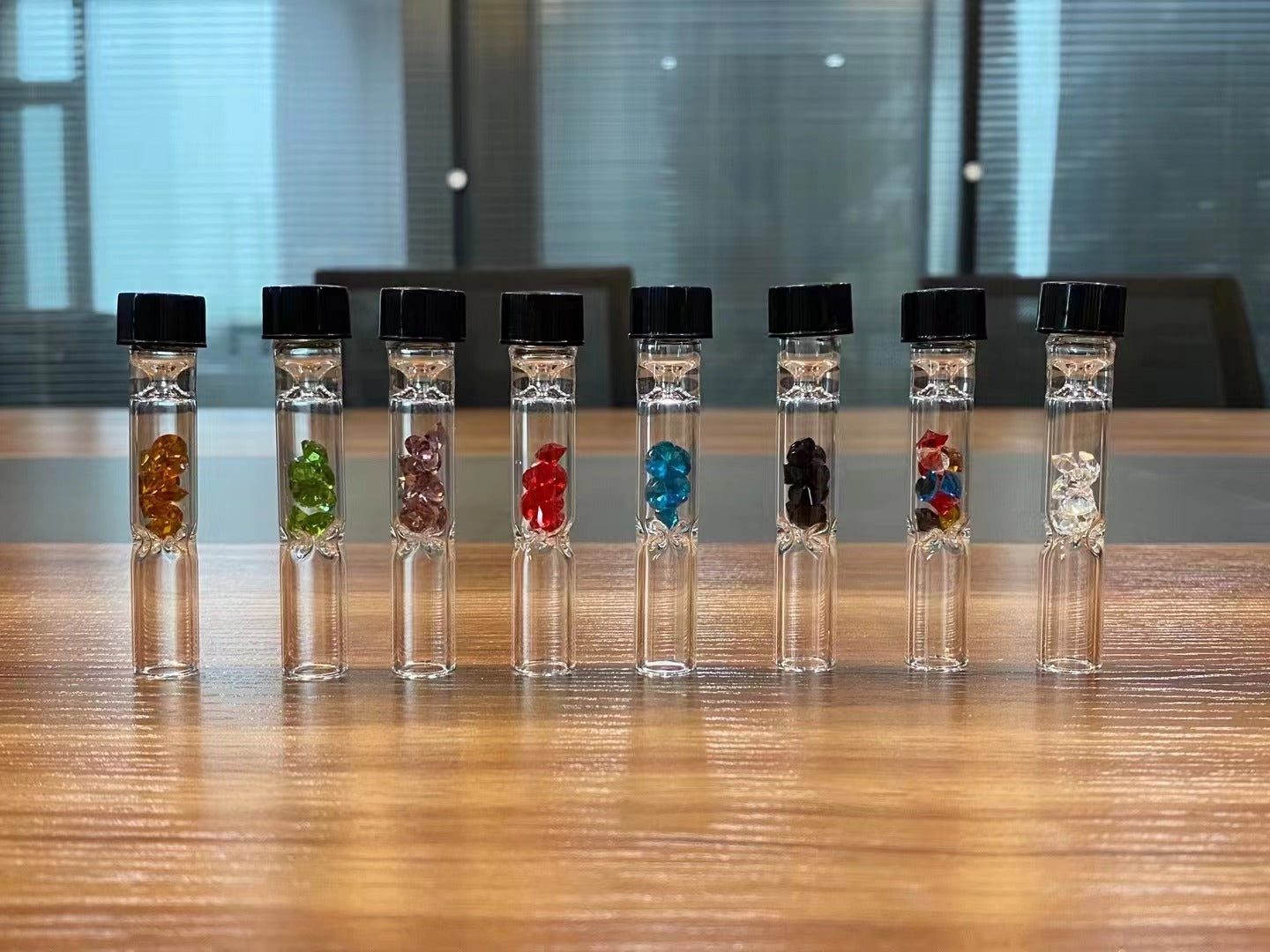 Clear OG Chillum with Caps & Diamond 70*12mm