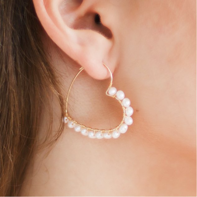 heart shaped pearl earrings